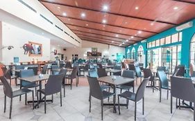 Ole Suite Hotel  2*
